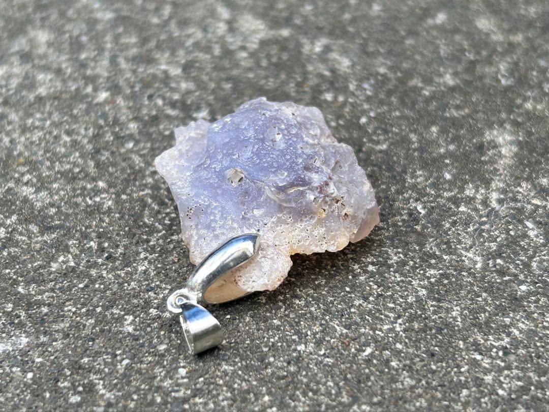 青森産紫メノウ　ペンダント　錦石