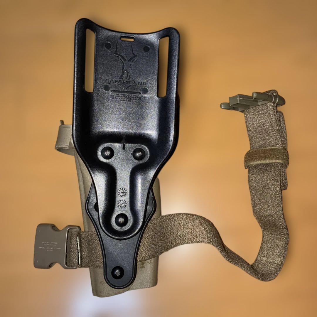 サファリランド6004ホルスター　P220 右利き用