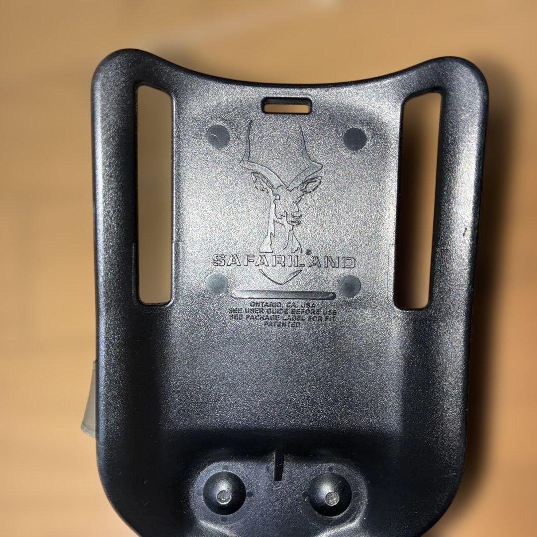 サファリランド6004ホルスター　P220 右利き用