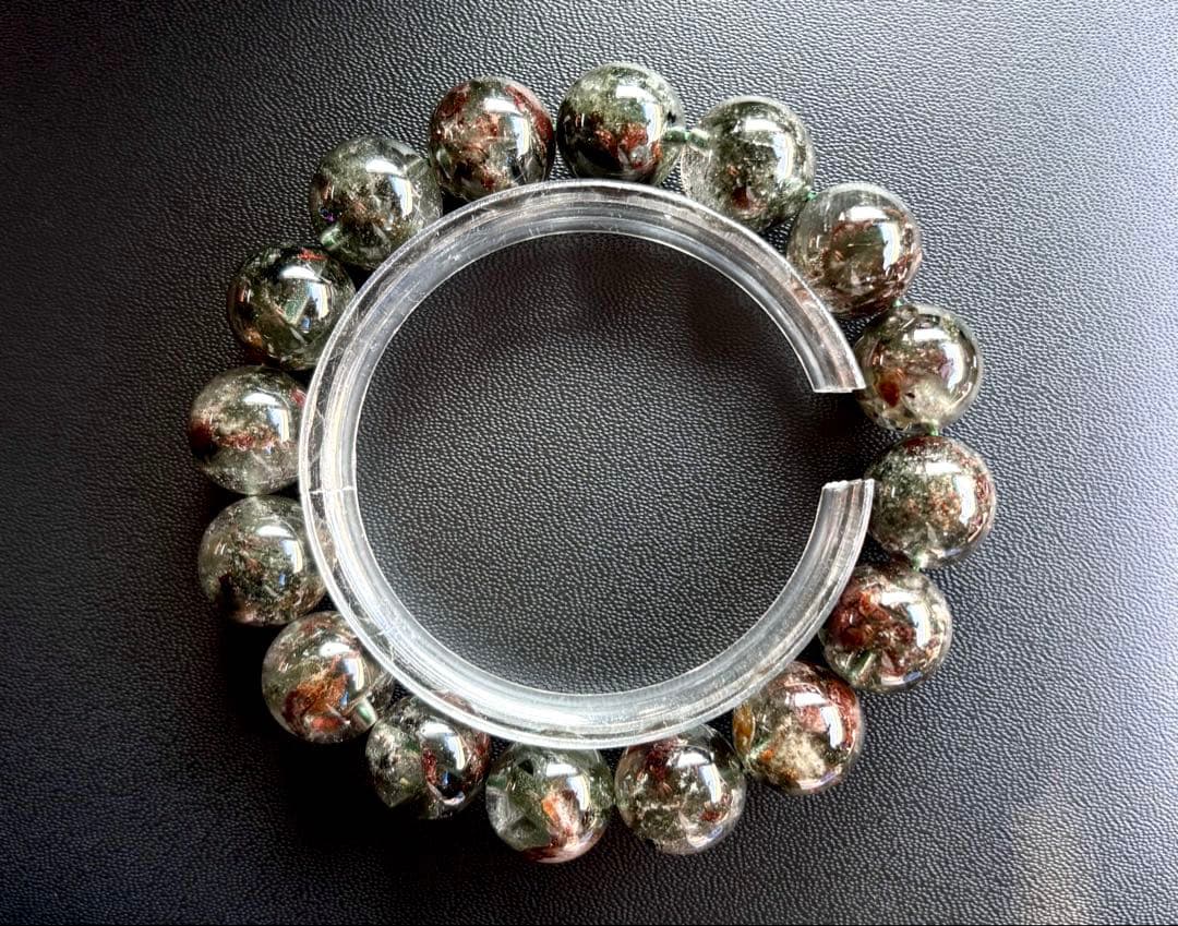 究極品質　秘蔵放出　無限の生命と大いなる財運を象徴する守護石　幻の龍神庭園水晶