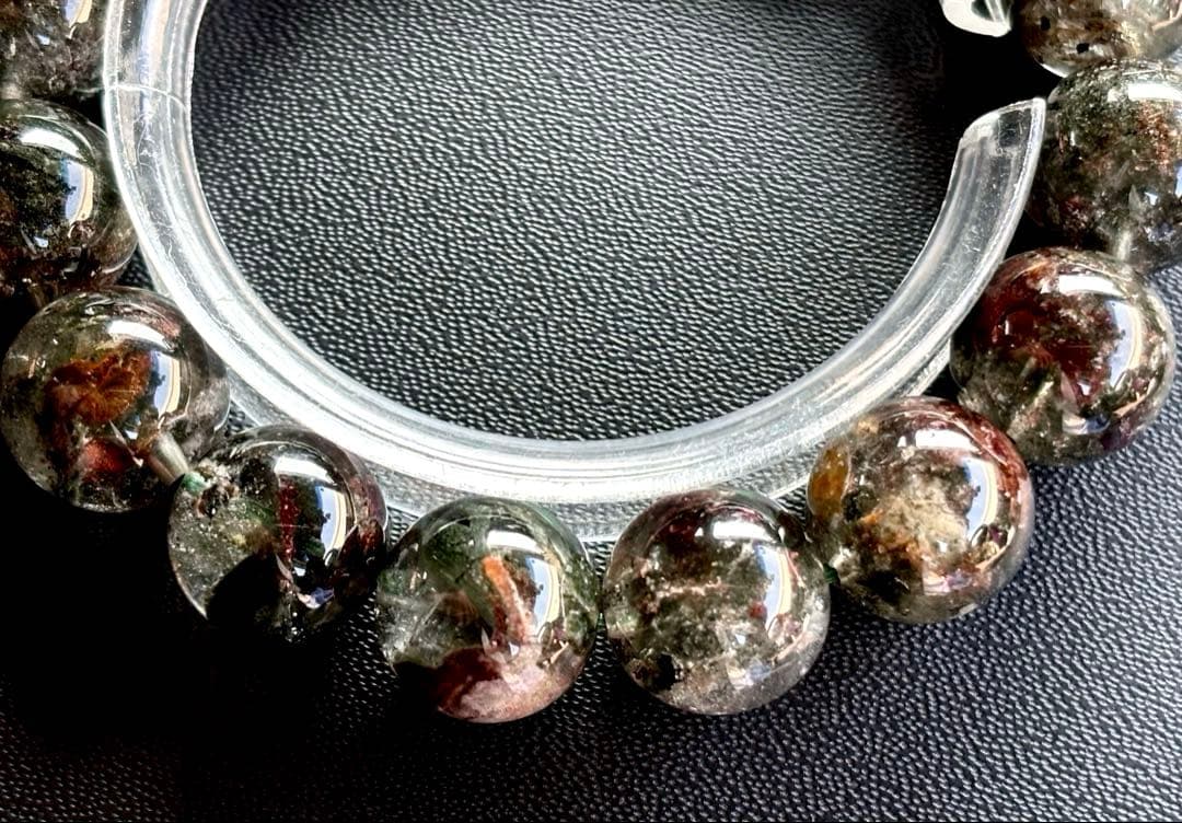 究極品質　秘蔵放出　無限の生命と大いなる財運を象徴する守護石　幻の龍神庭園水晶