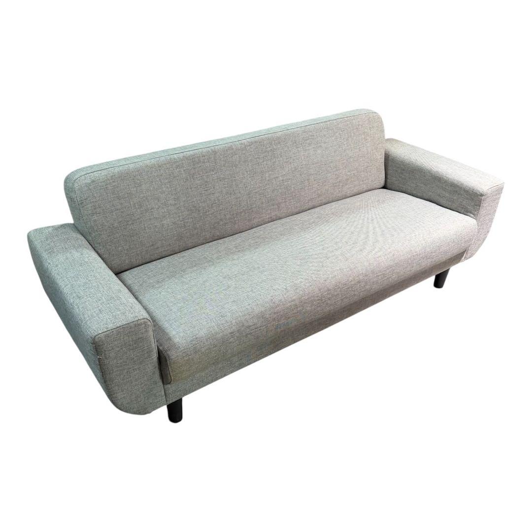 グレー布製2人掛けソファ