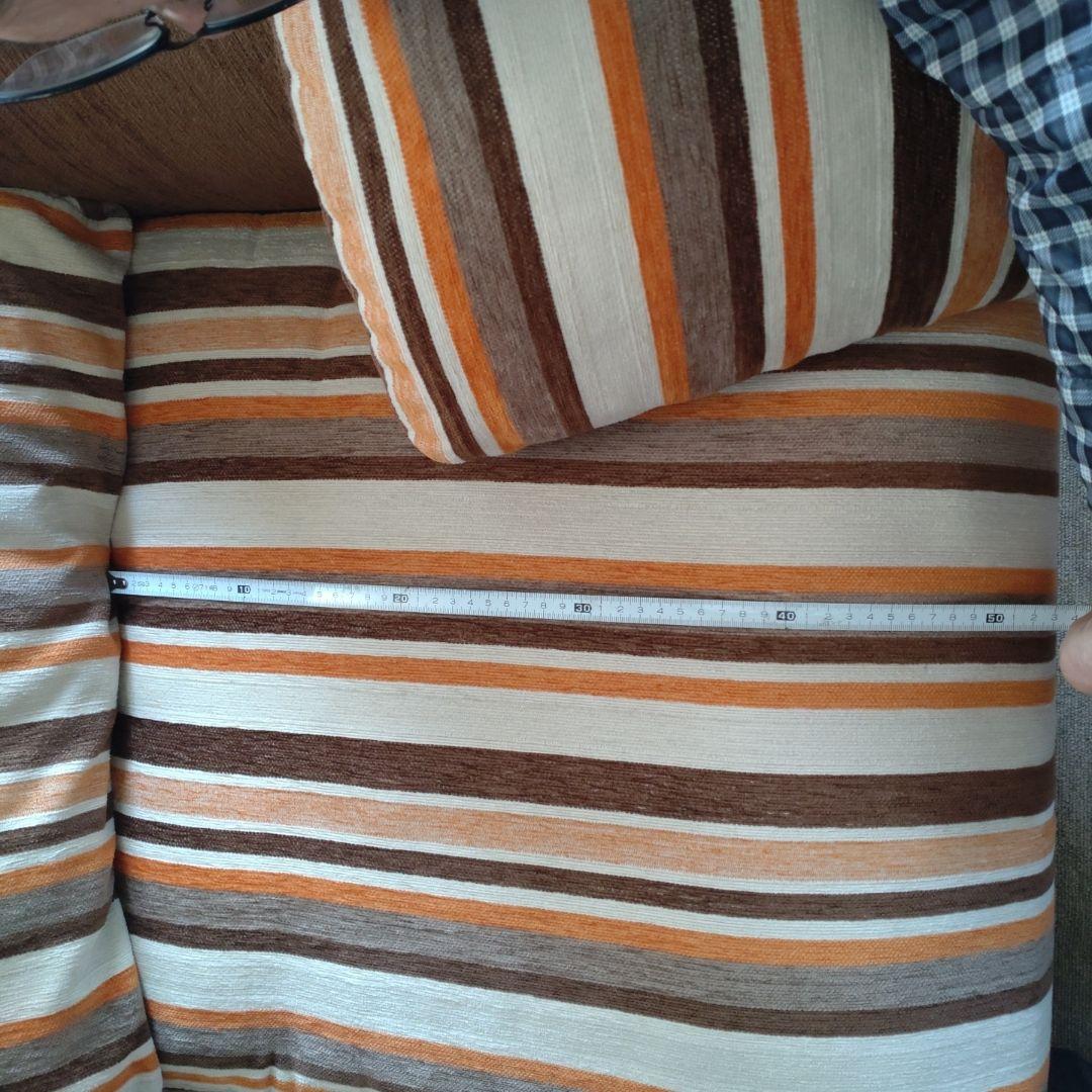 美品　ニトリ　スペイン製　2人掛けソファ