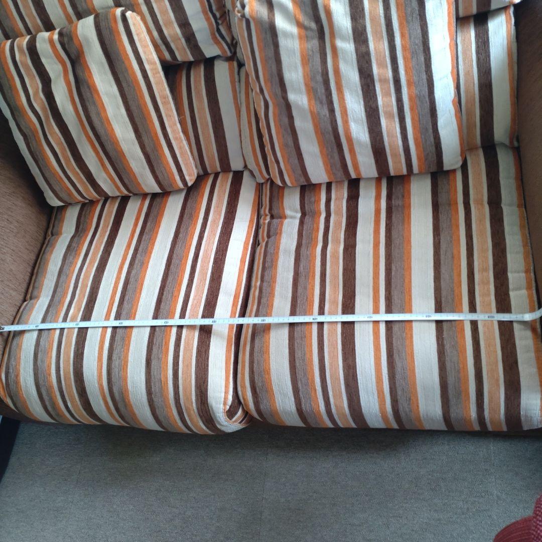 美品　ニトリ　スペイン製　2人掛けソファ