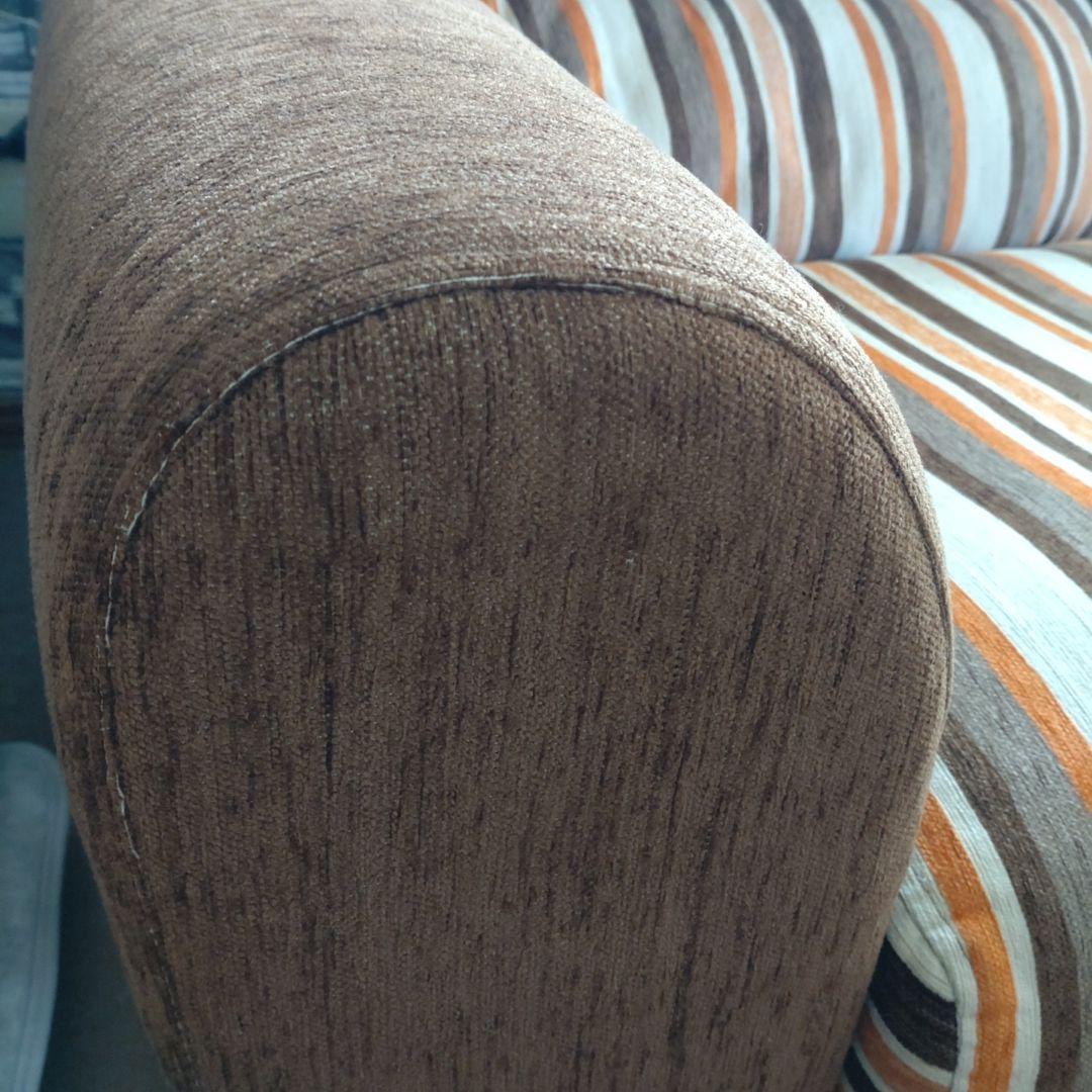 美品　ニトリ　スペイン製　2人掛けソファ