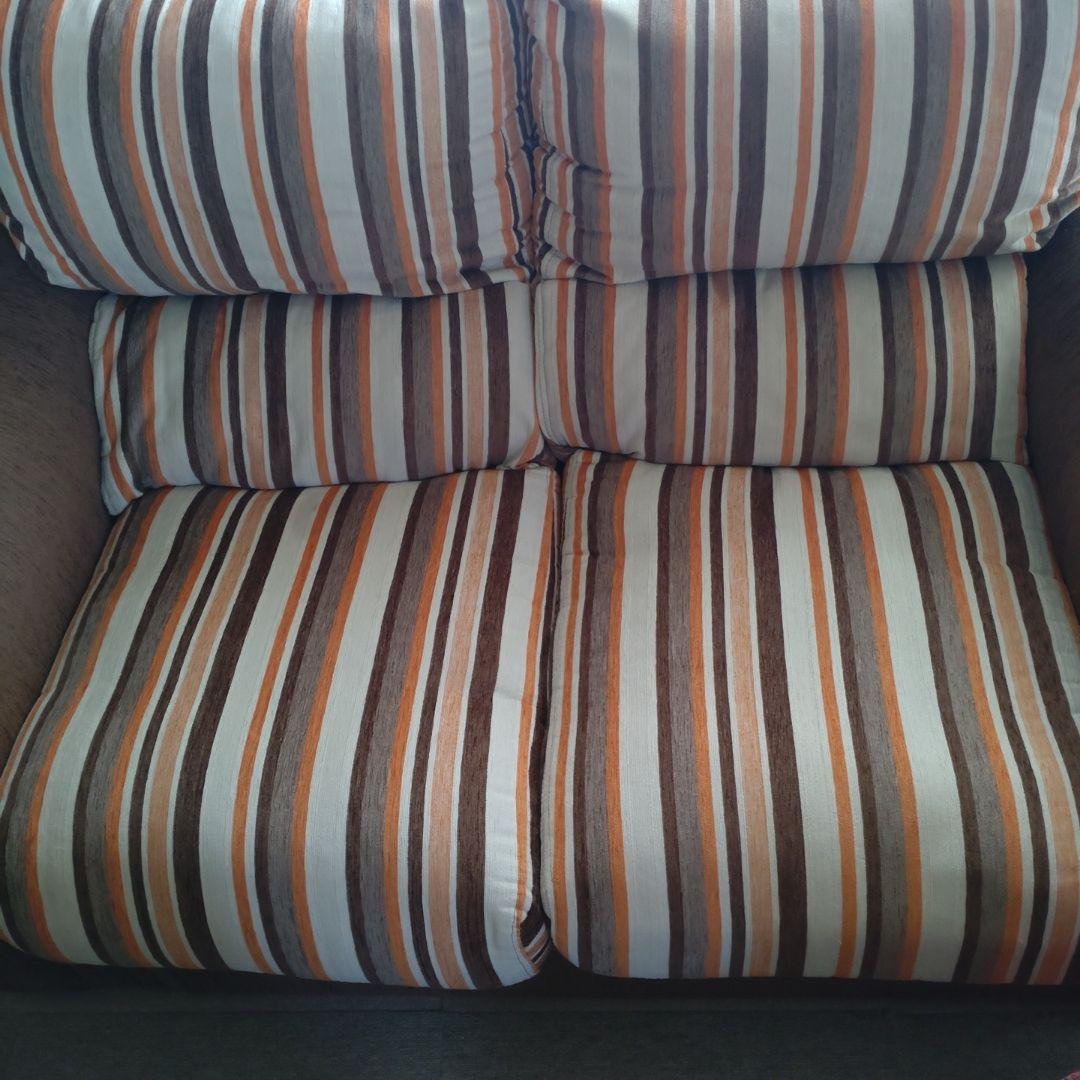 美品　ニトリ　スペイン製　2人掛けソファ