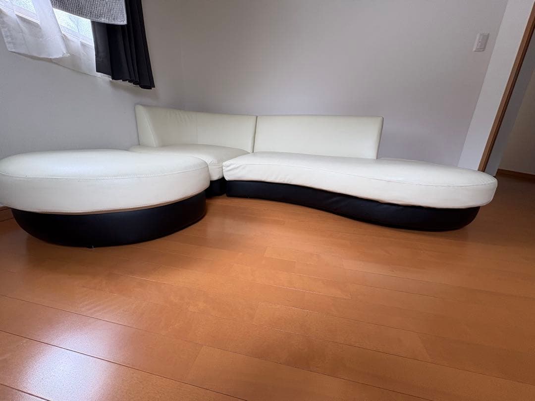 【美品】PVCレザー張り カウチソファ（ロー／ハイ切り替え可能）引き取り限定仙台