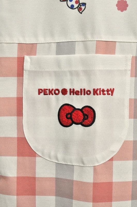 【新品】Peko×ハローキティなかよしキッチン　レディースエプロン