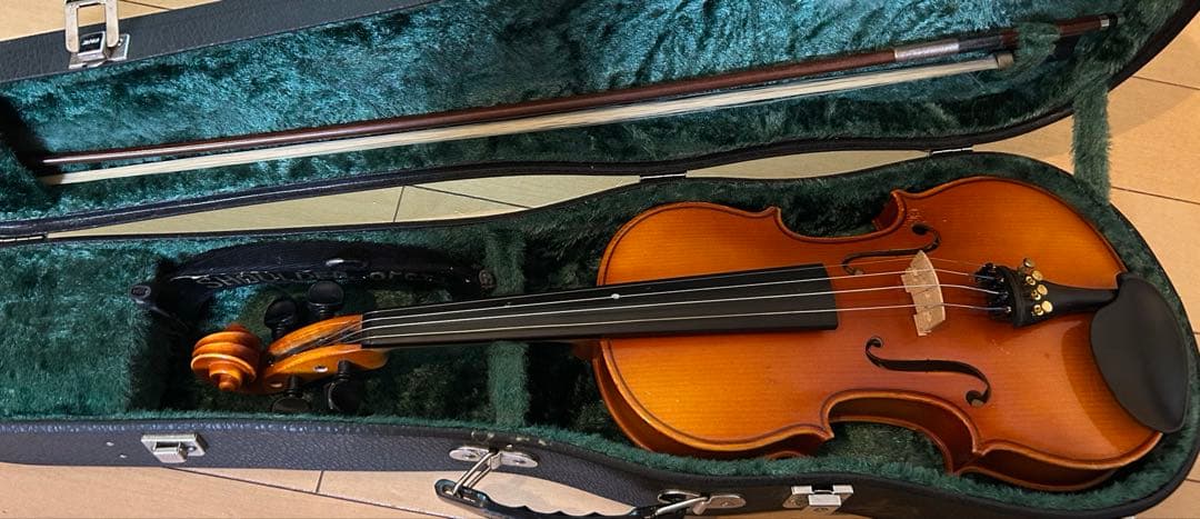 suzuki ヴァイオリン　３／４　ケース　肩当て付き