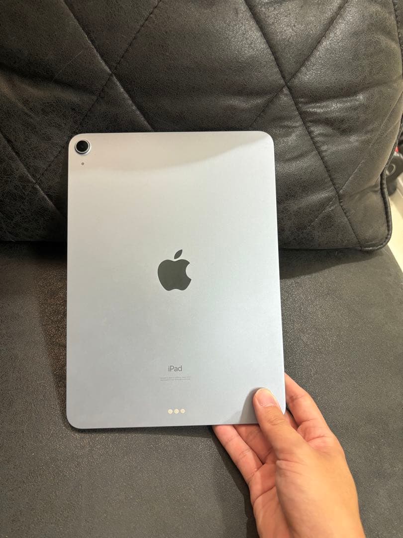 iPadAir 第4世代 64G 【本体＋純正キーボード(箱付き)】