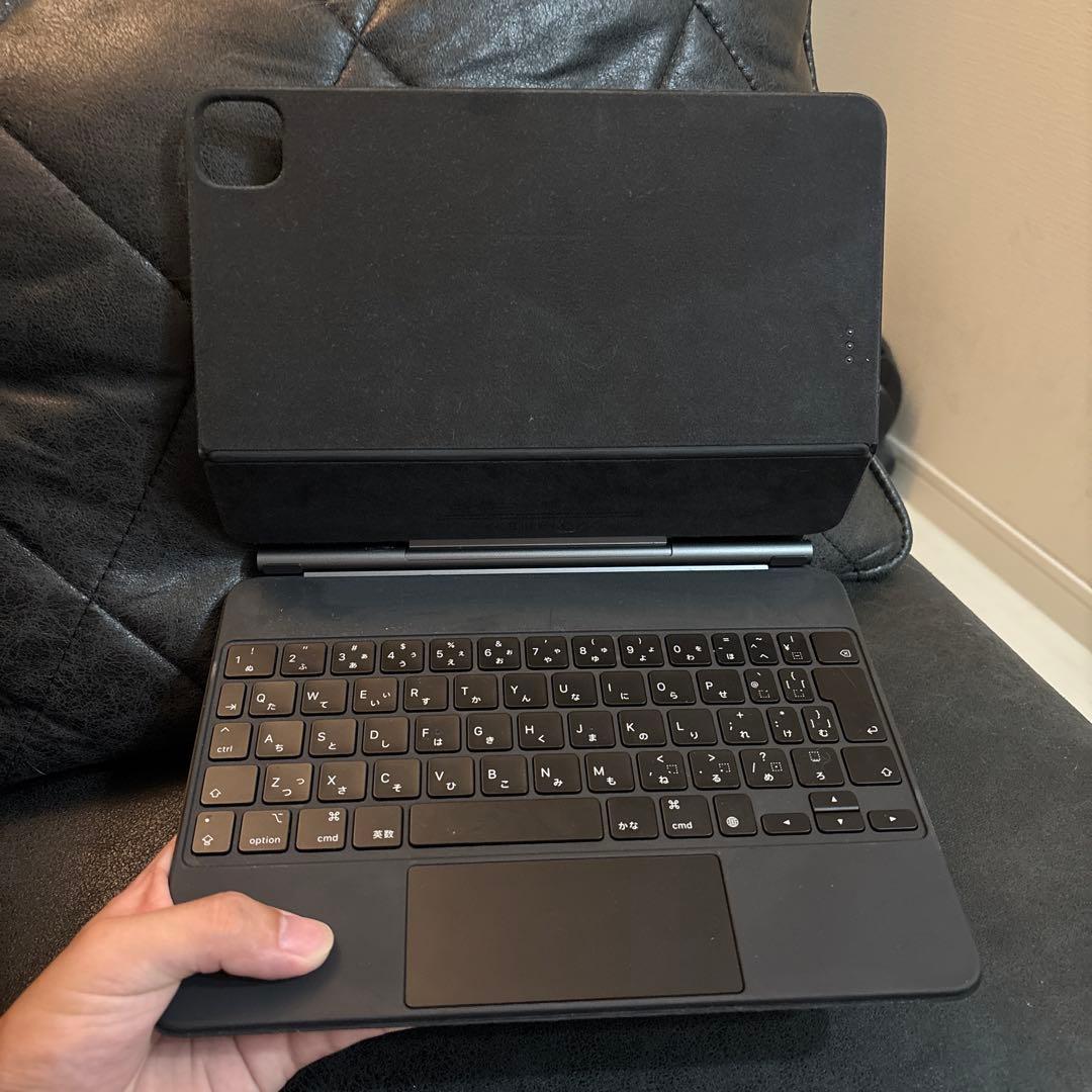 iPadAir 第4世代 64G 【本体＋純正キーボード(箱付き)】