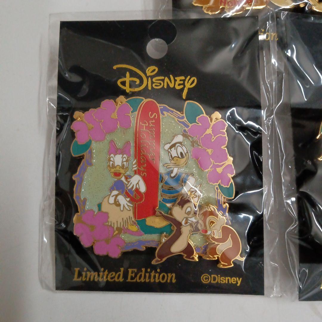 ディズニー　サマーホリデー　ピンバッジ　ミッキー　ドナルド　プルート　チップ