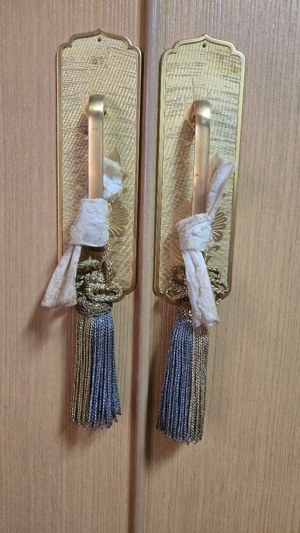 蒔絵入り最高級桐箪笥　衣装タンス