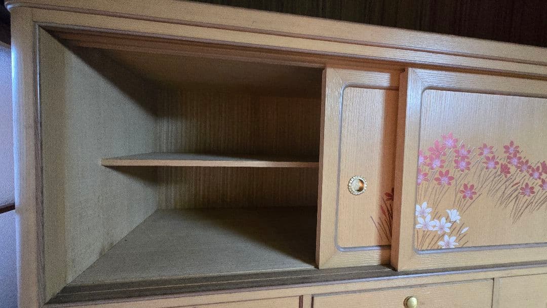 蒔絵入り最高級桐箪笥　衣装タンス