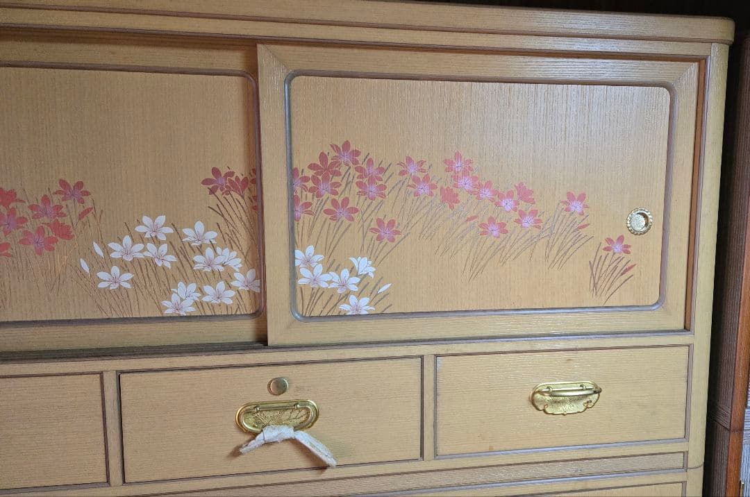 蒔絵入り最高級桐箪笥　衣装タンス