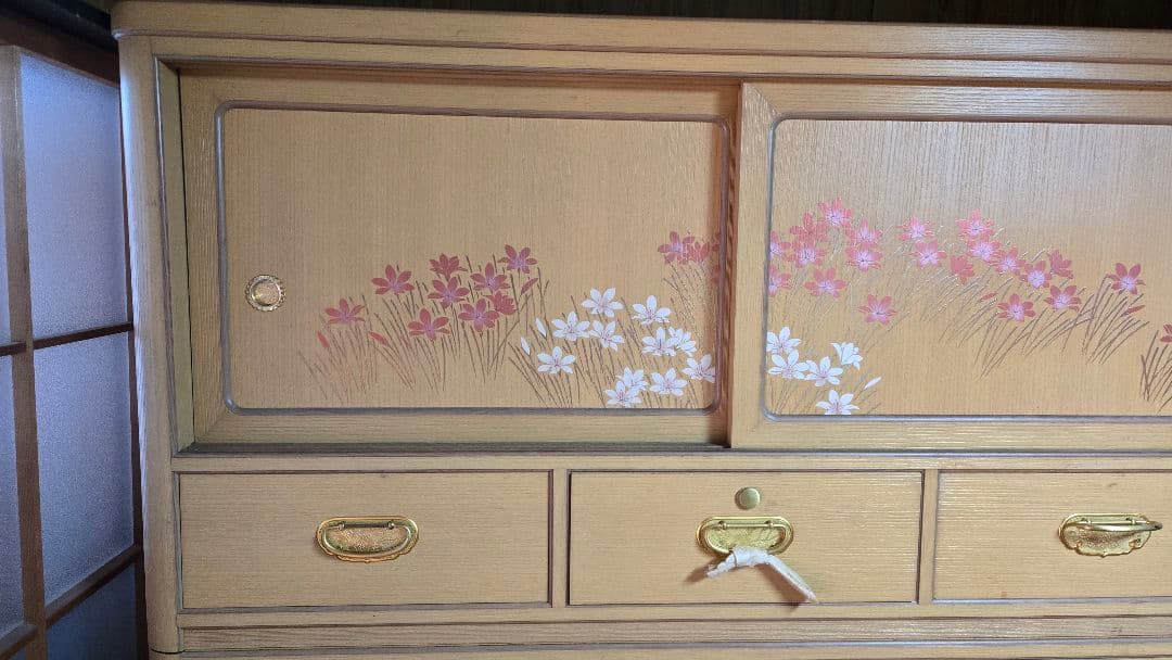 蒔絵入り最高級桐箪笥　衣装タンス