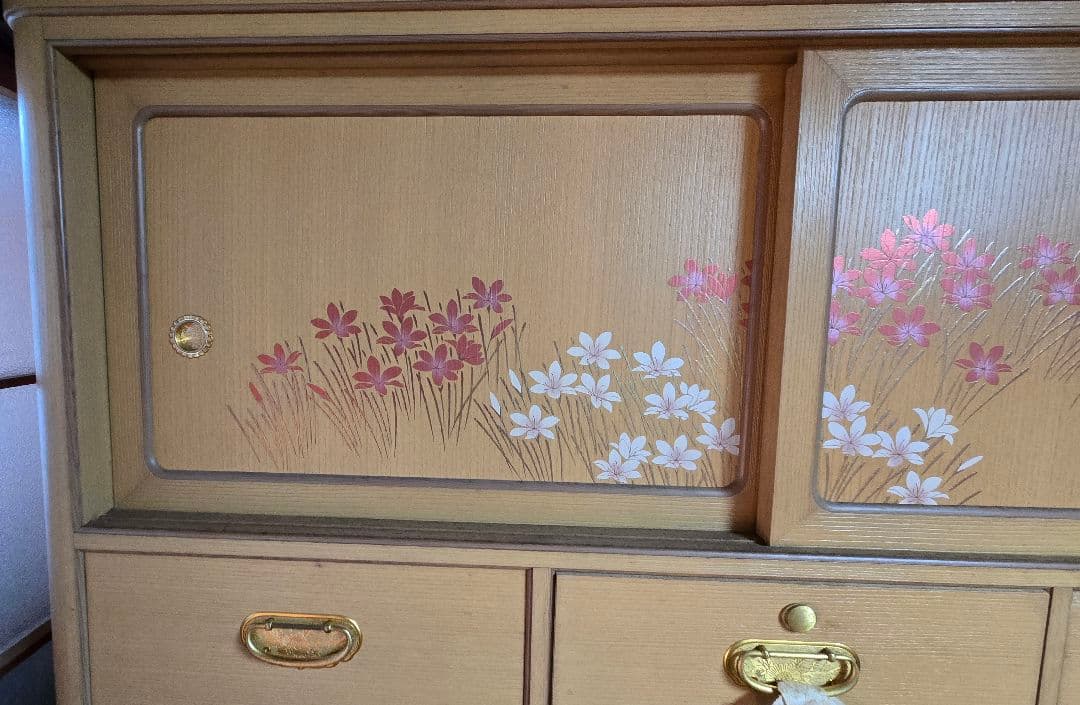 蒔絵入り最高級桐箪笥　衣装タンス
