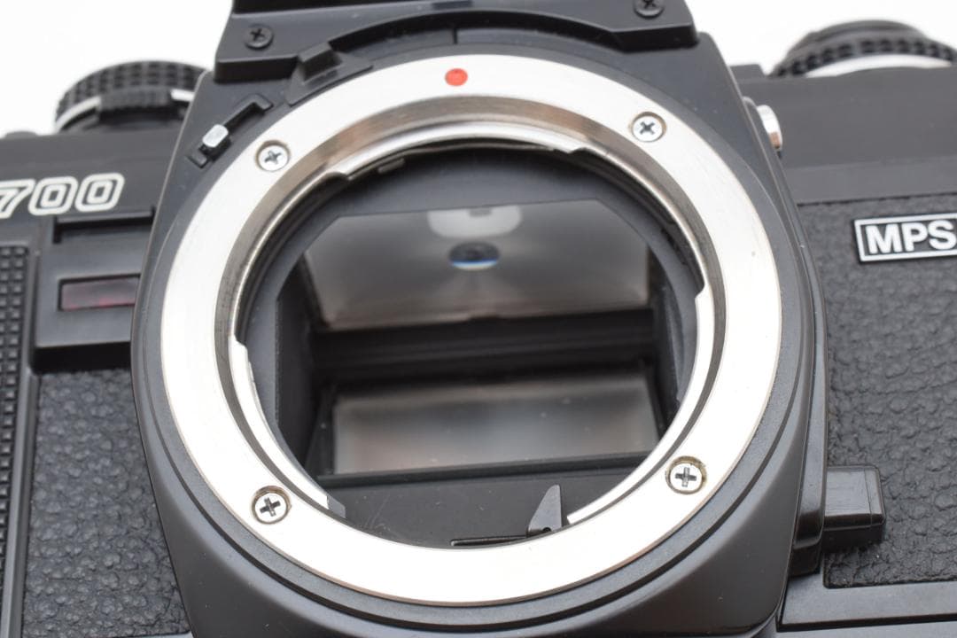 MINOLTA X-700 MC ROKKOR-PG 50 F1.4 和製貴婦人