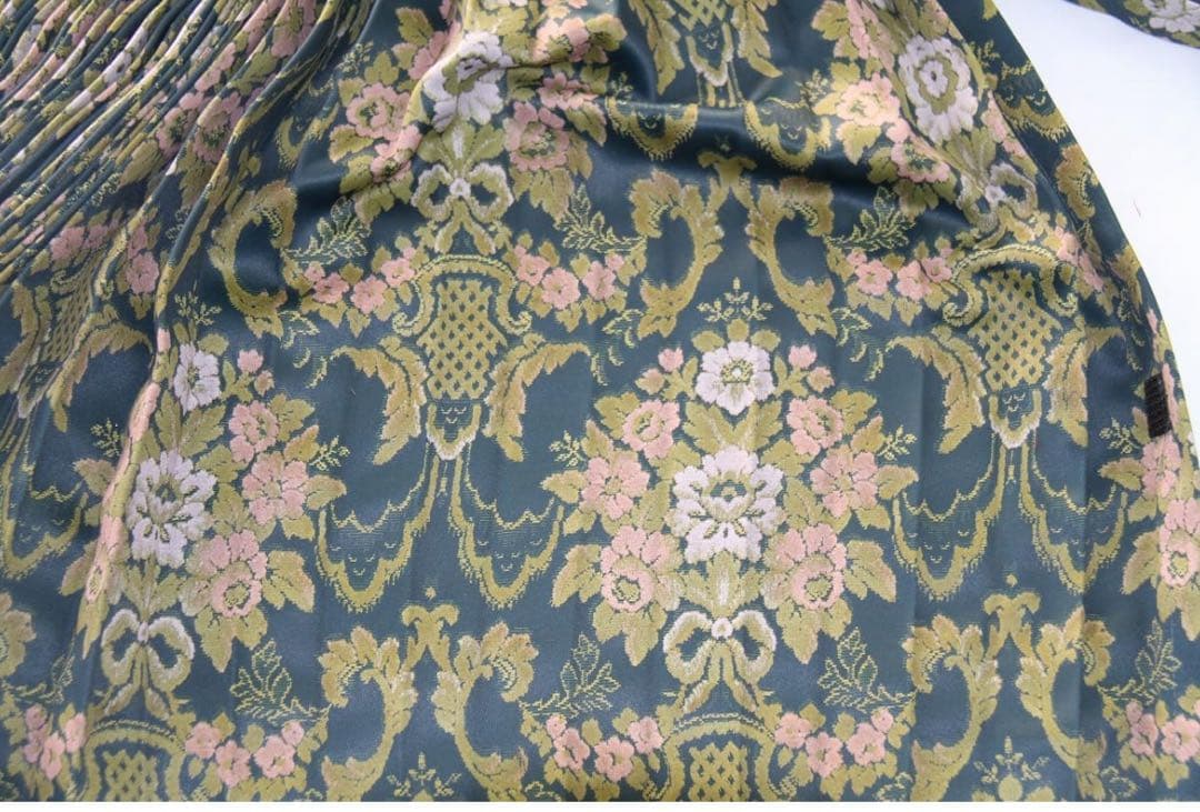 トラック 仮眠カーテン 花かごグリーン 巾240㎝×丈85㎝が2枚入り