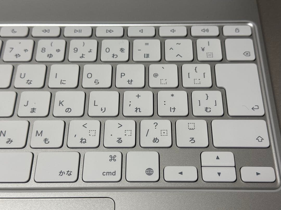 【ほぼ新品】13インチiPad Pro M4Magic Keyboard 日本語