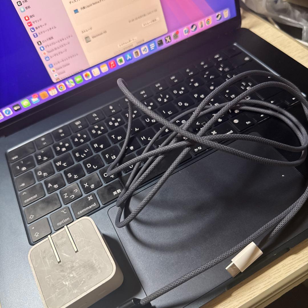 macbook air 15インチ m2 15インチ 8GB 256GB