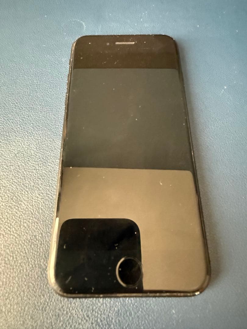 Apple iPhone SE (第2世代) ブラック 本体　SIMフリー