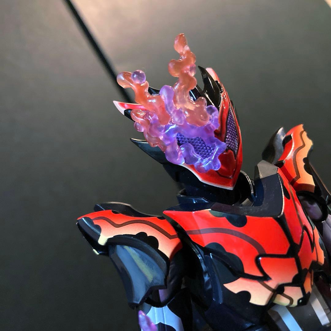 S.H.Figuarts 仮面ライダー　ビターガヴ　エフェクト