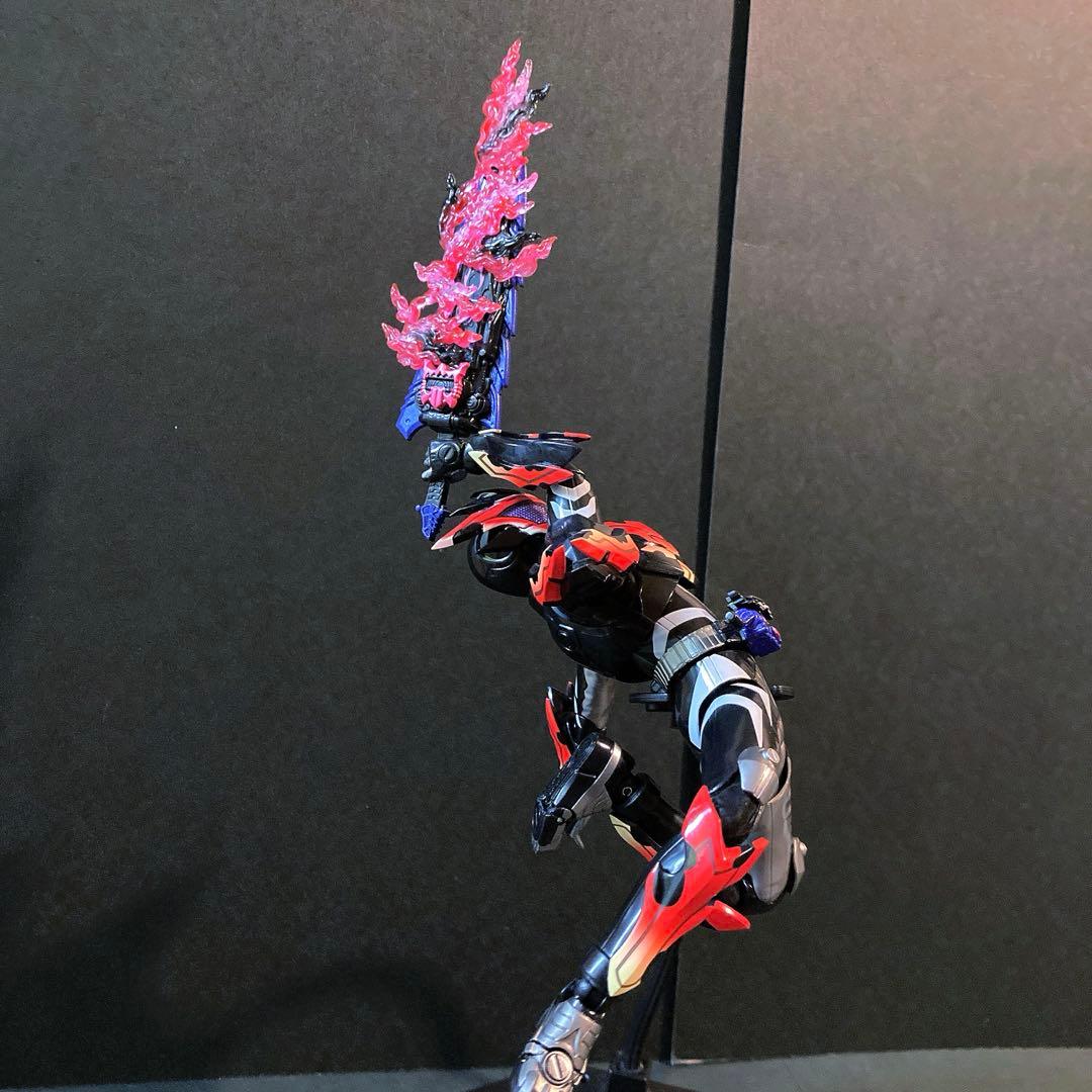 S.H.Figuarts 仮面ライダー　ビターガヴ　エフェクト