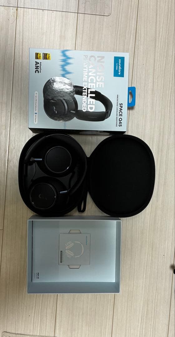 黒*猫様 Anker SPACEQ45