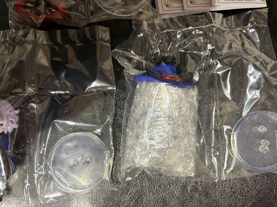 ツイステ　フィギュア 未開封　ヴィル　1個　ルーク　1個　エペル　1個