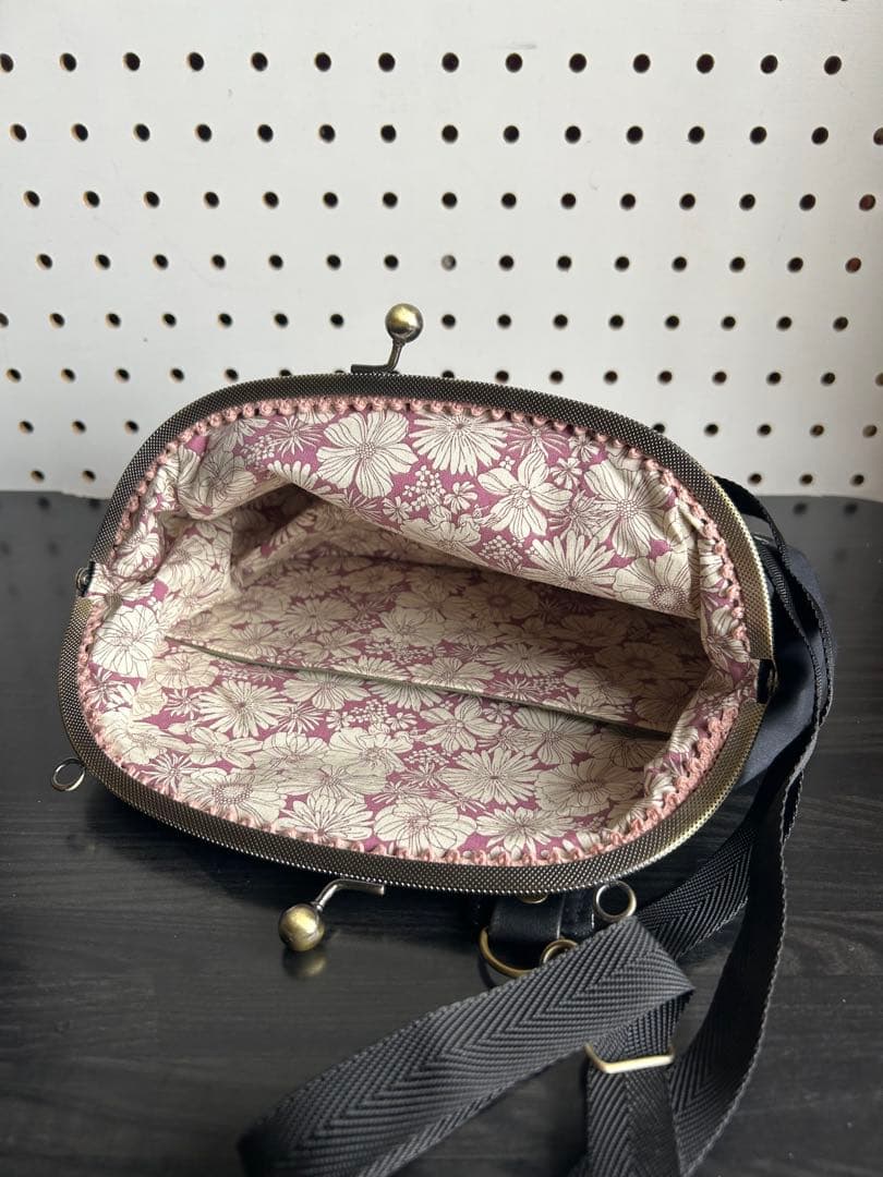 ＊ハンドメイド＊　お取り置き分　可愛い25口金ショルダーがま口バッグ　２点