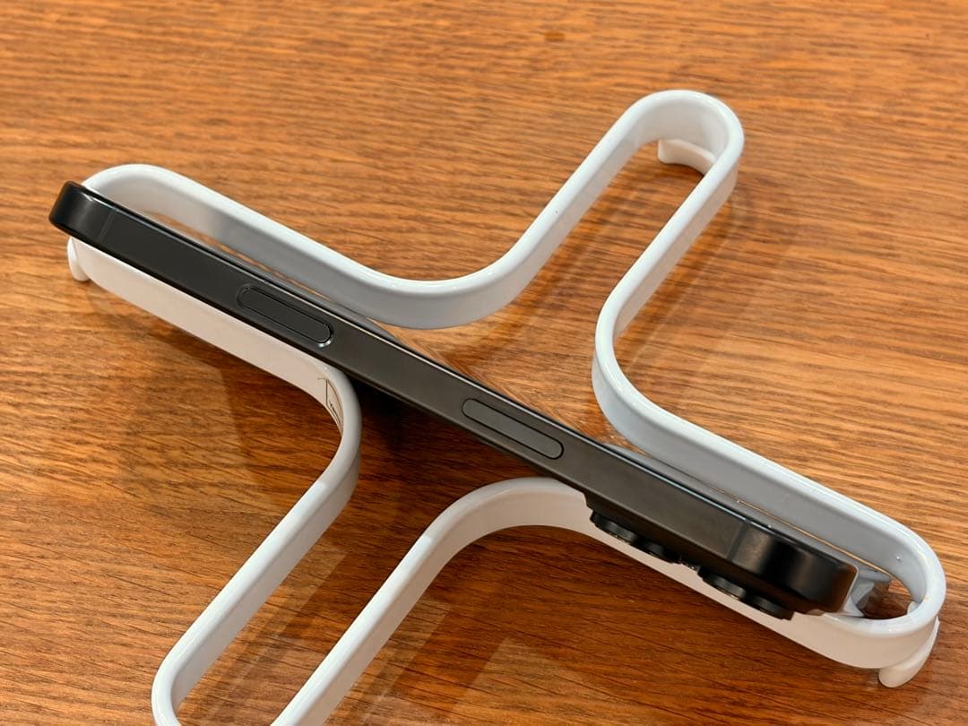 美品　バッテリー最大容量94% iPhone 16 Pro 256GB ブラック