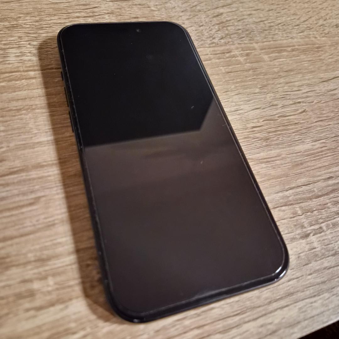 Apple iPhone 15 ブラック 本体 128GB