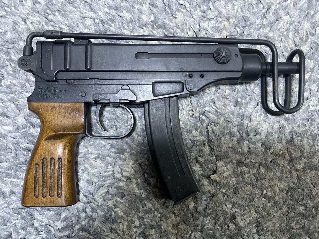 マルゼン　vz61スコーピオン　ガスガン　木製ストックカスタム　ブローバック