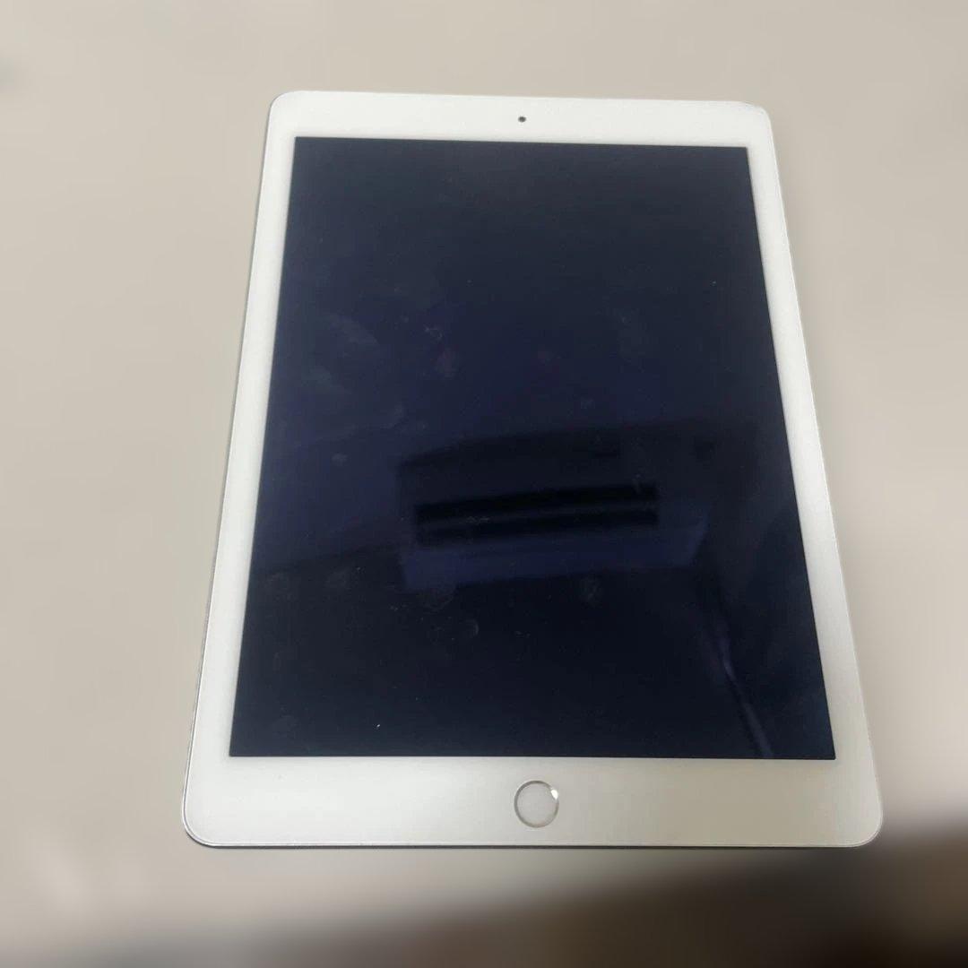 ポ*1様 Apple iPad Air 2 64GB ホワイト バッテリー　89