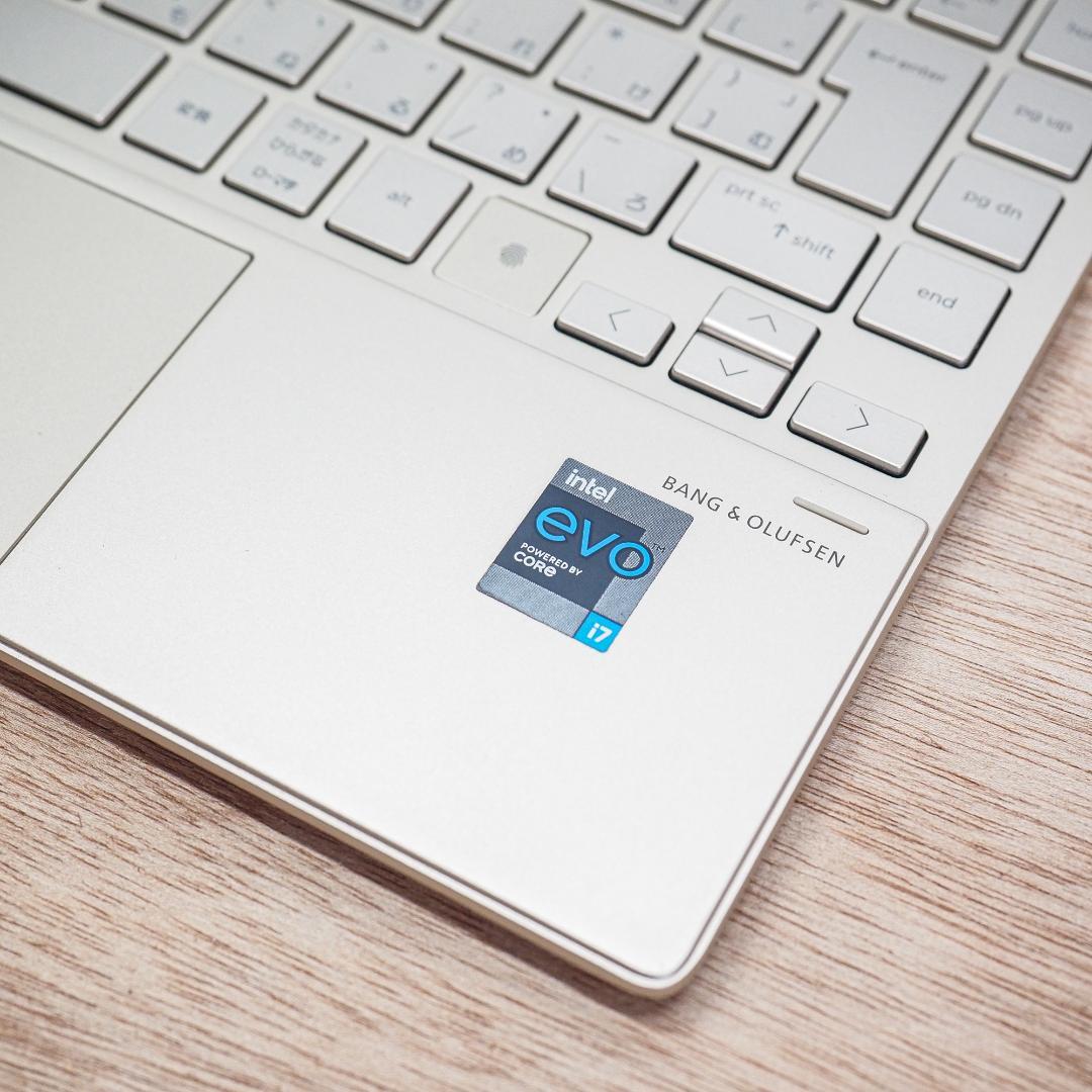 HP Envy 13、16GBメモリ、i7-1165G7、512GB SSD