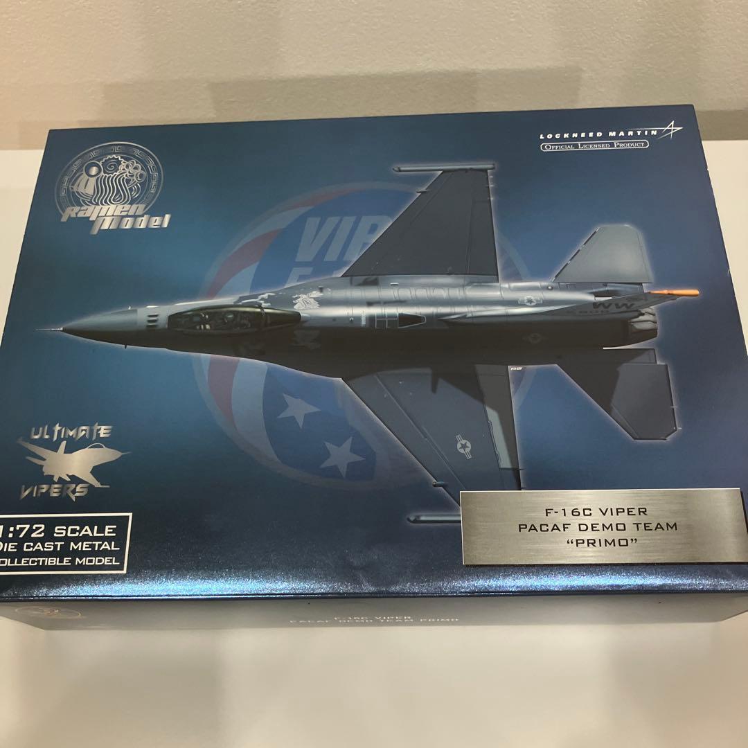航空機・ヘリコプター CALIBRE WINGS F-16C VIPER 1/72