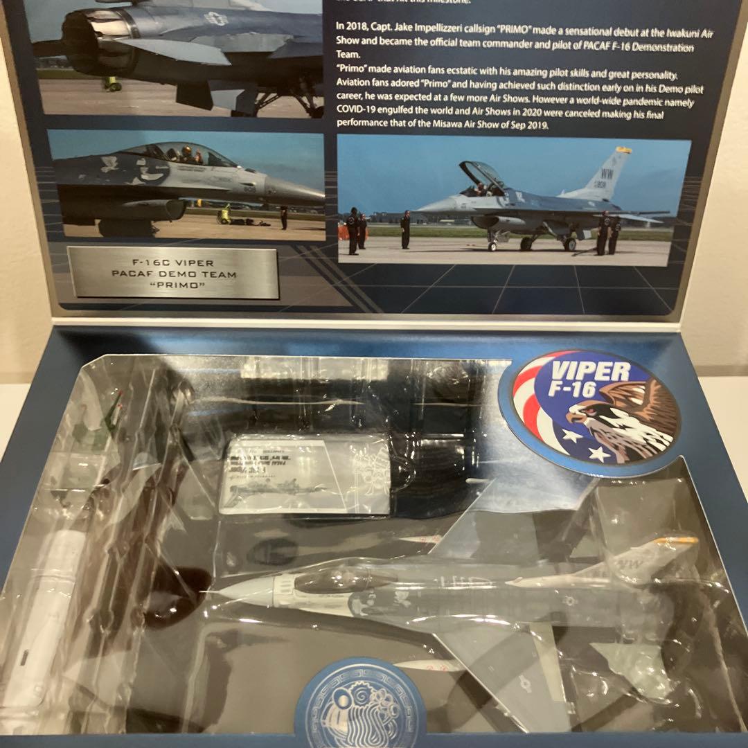 航空機・ヘリコプター CALIBRE WINGS F-16C VIPER 1/72