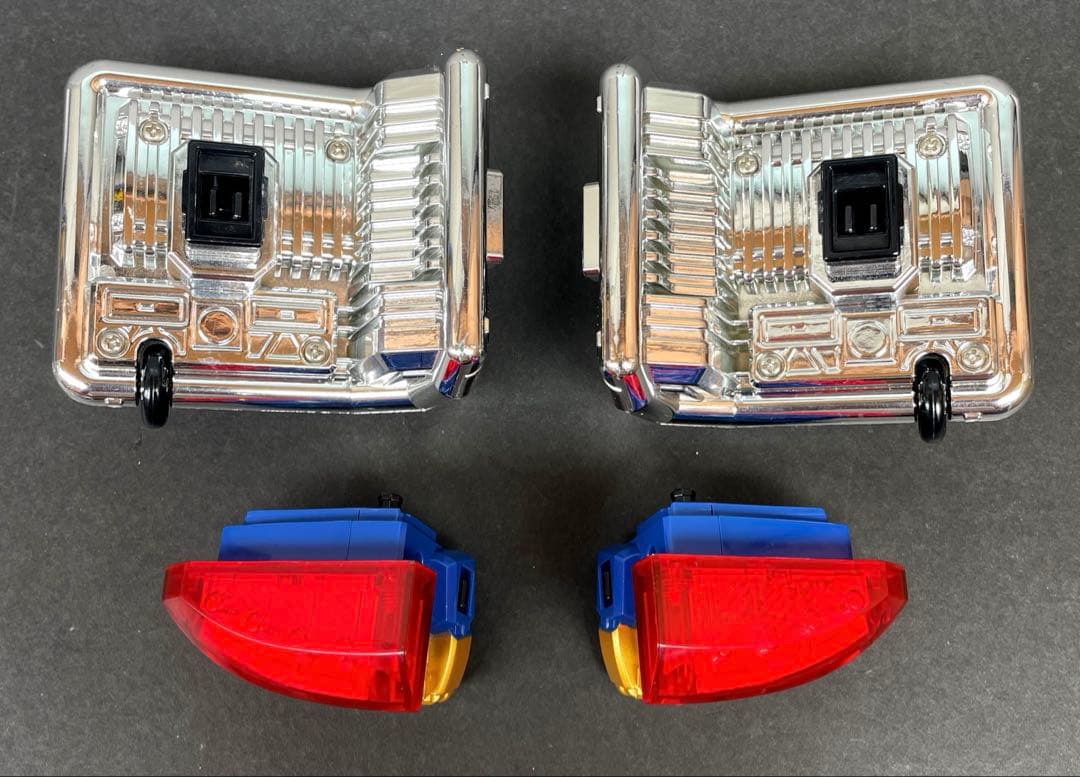 特捜戦隊　デカレンジャー DX　特捜変形　デカバイクロボ　超合金　2004年