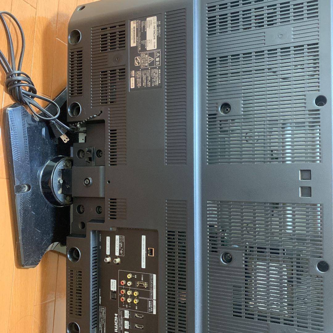 テレビ本体　32型　HITACHI