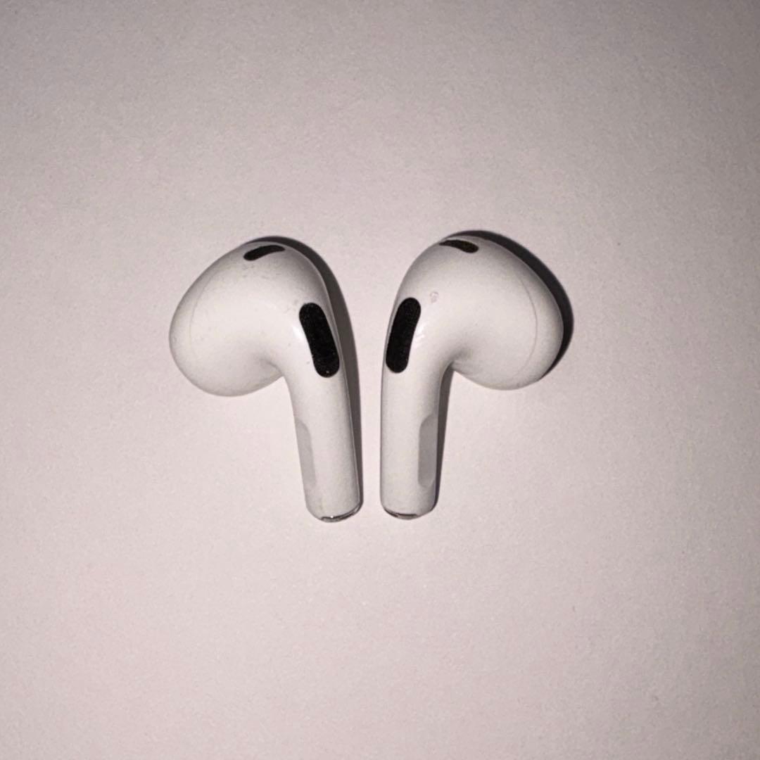 【美品】AirPods 第三世代 イヤホンのみ 両耳