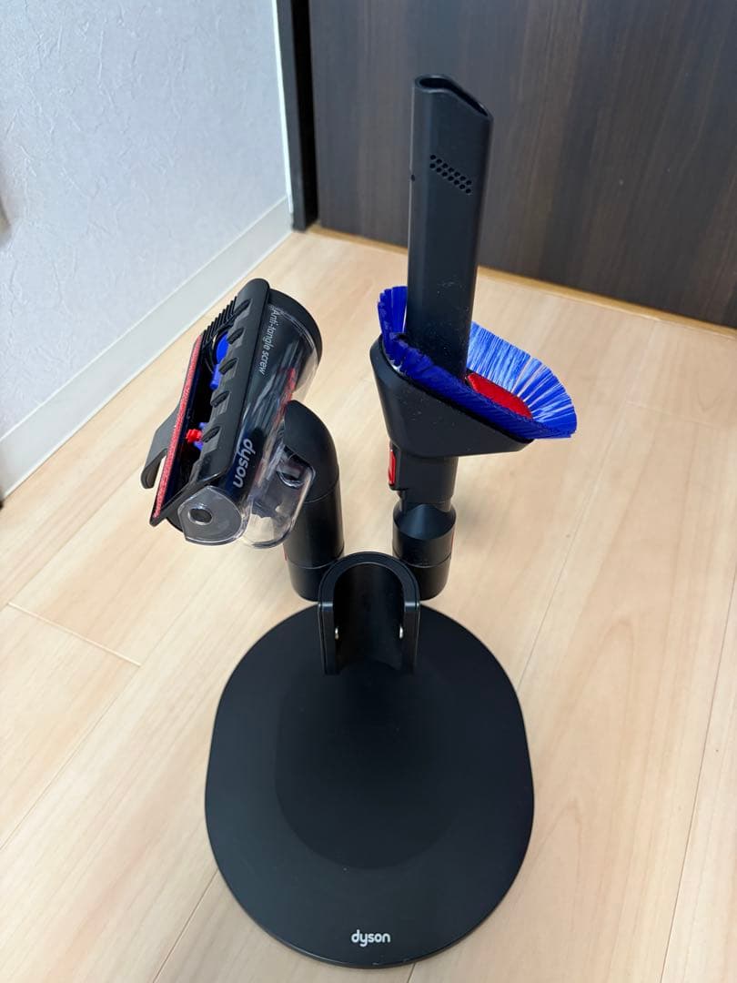 美品！　ダイソン ペンシルバック SV50FC LED搭載モデル　短時間使用のみ