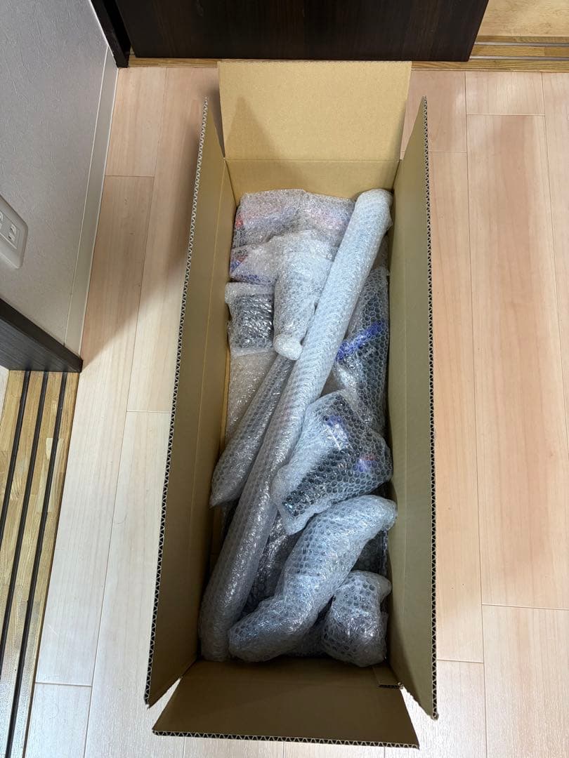 美品！　ダイソン ペンシルバック SV50FC LED搭載モデル　短時間使用のみ