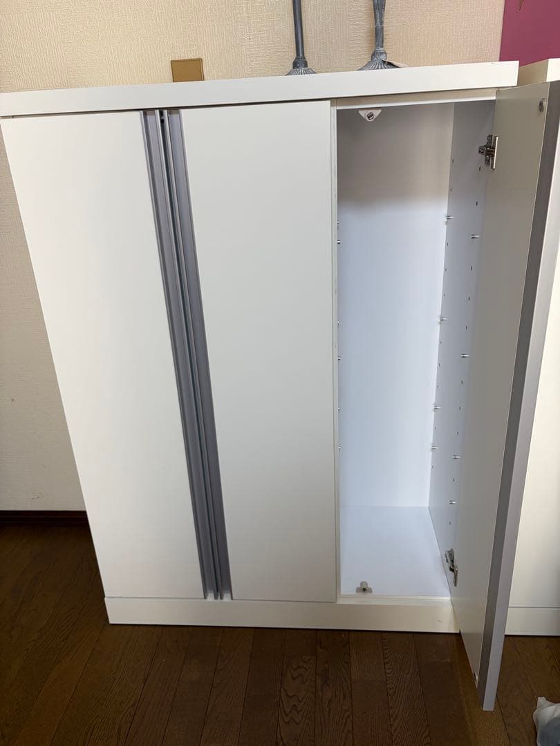 ホワイトキャビネット スリットデザイン 日本製キャビネット