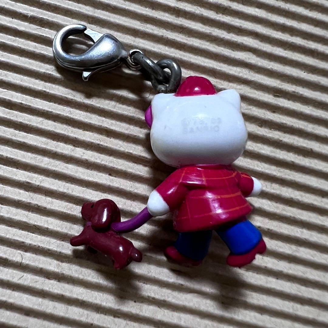 ハローキティ 世界 子犬のお散歩 ダックスフンド　ドイツ