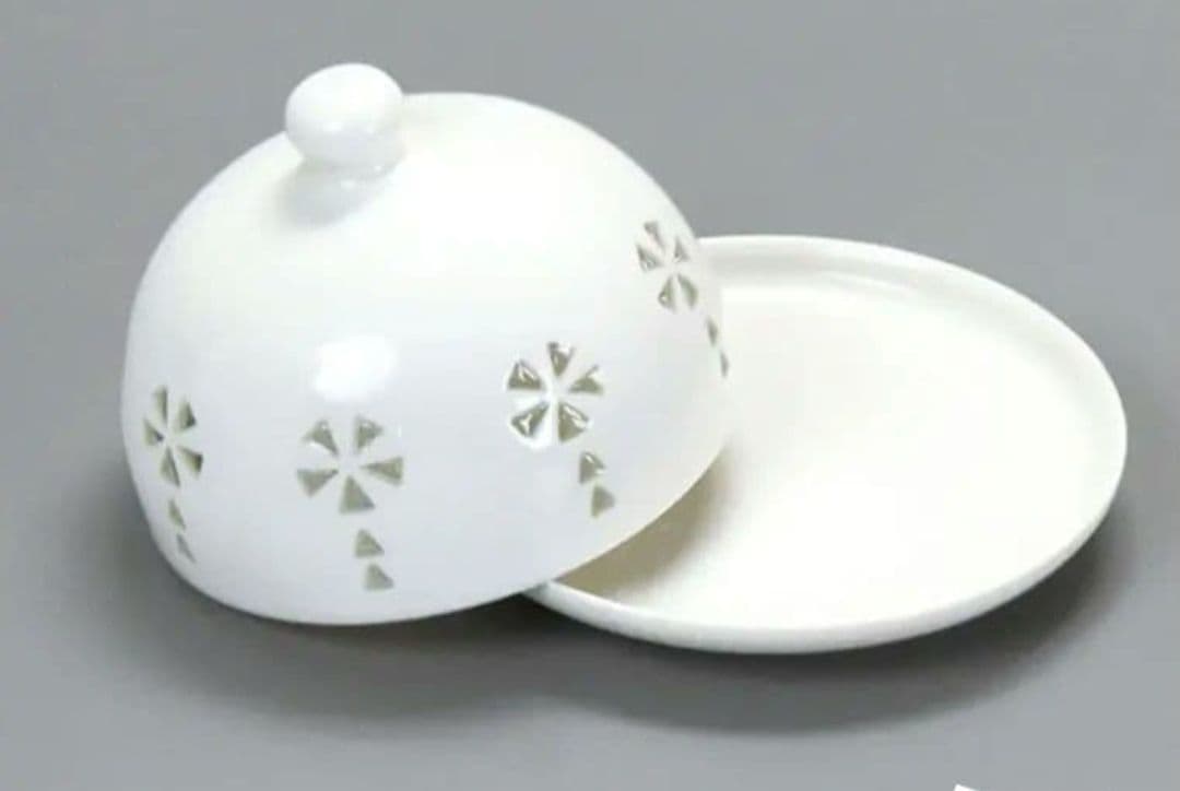 ♦１２個♦蓋付き珍味入れ　蛍手陶器　蓋付き小鉢　アミューズ　バター皿　生チョコ皿