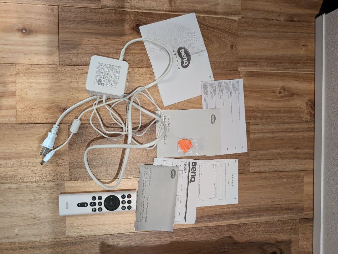 BenQ プロジェクター GV30 一式 ホワイト