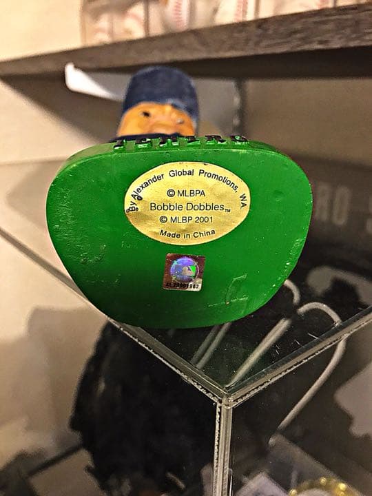 限定版 イチロー MVP &ルーキーオブザイヤー ゴールドプレート付フィギュア！