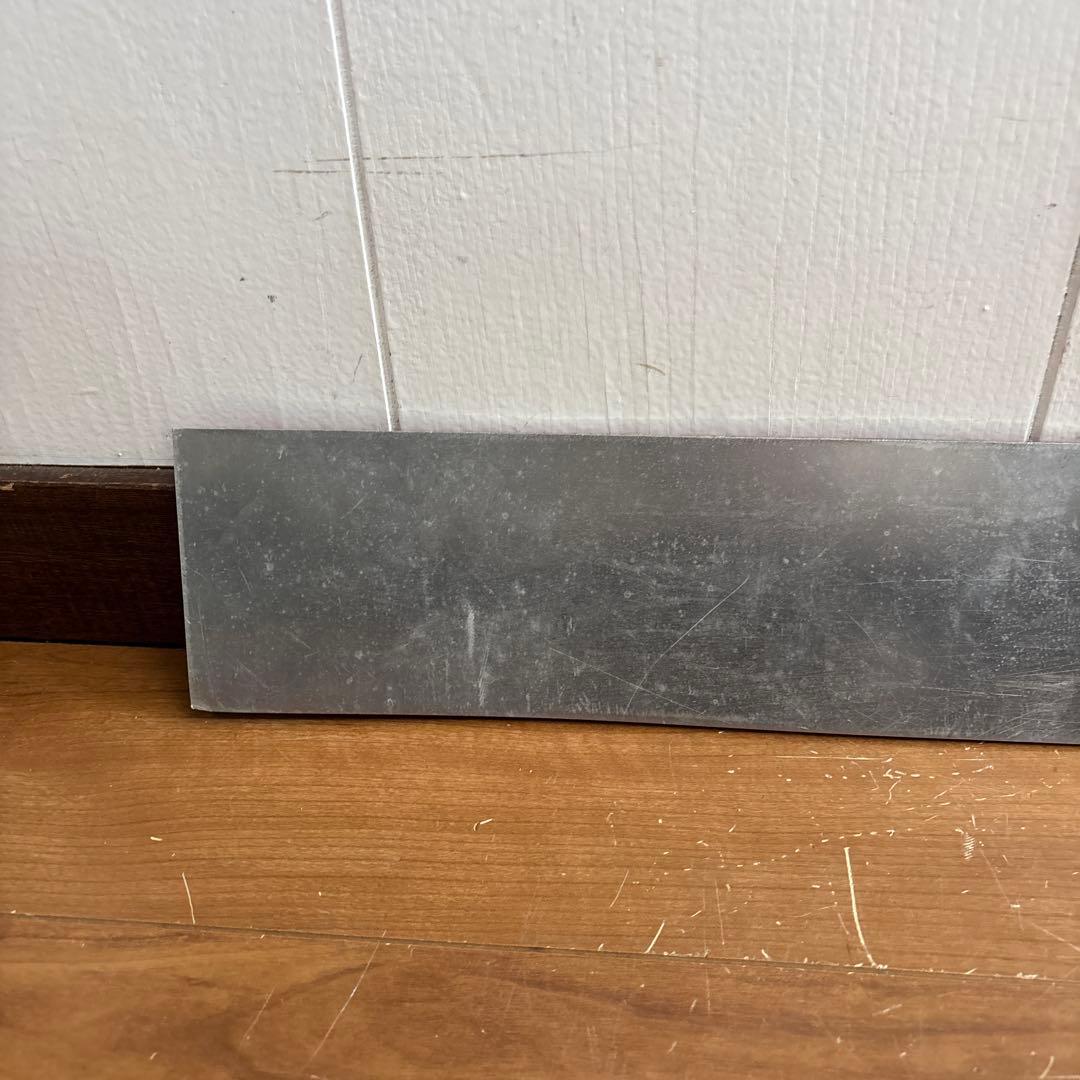 米軍放出品　アルミ製　看板　レッド　送料無料