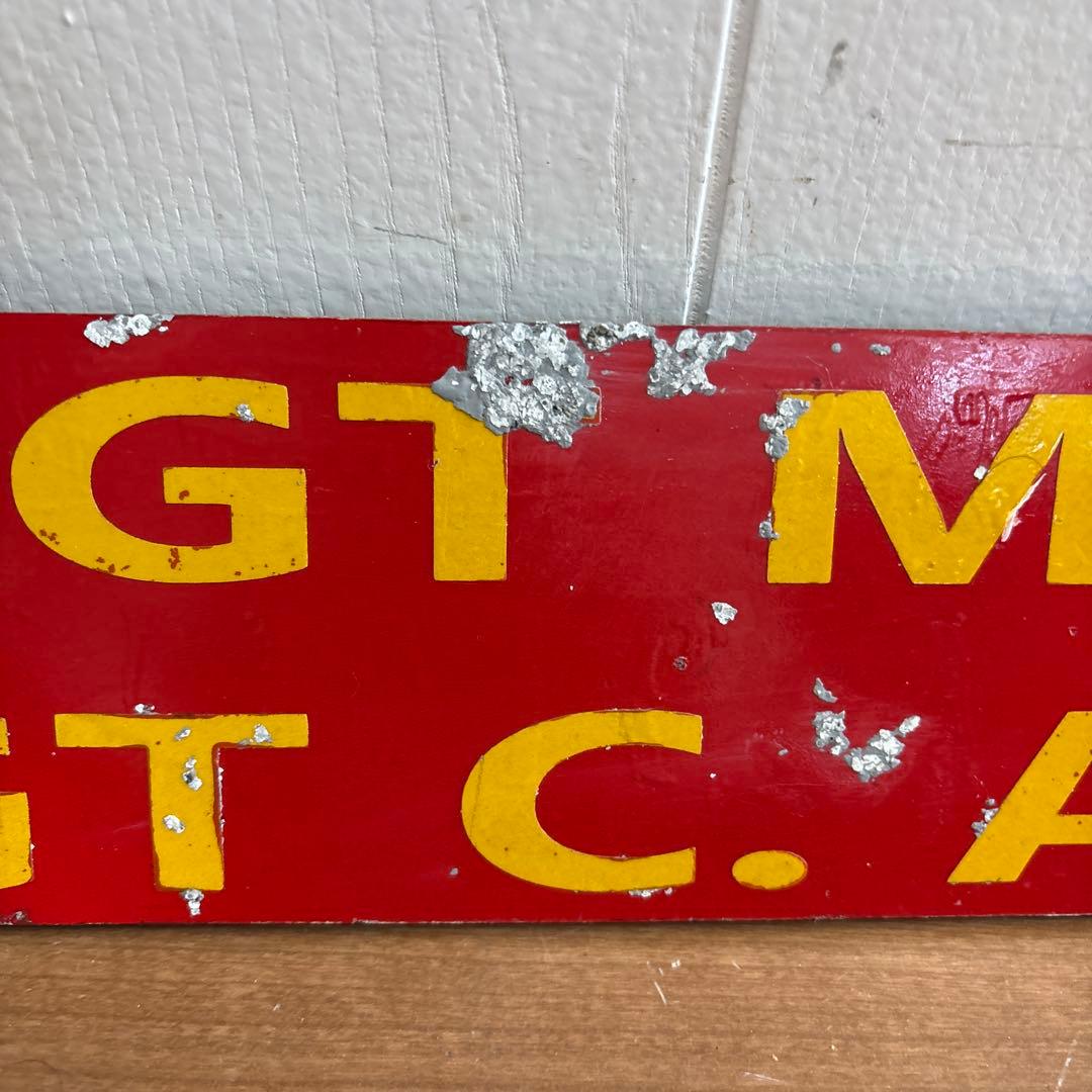 米軍放出品　アルミ製　看板　レッド　送料無料